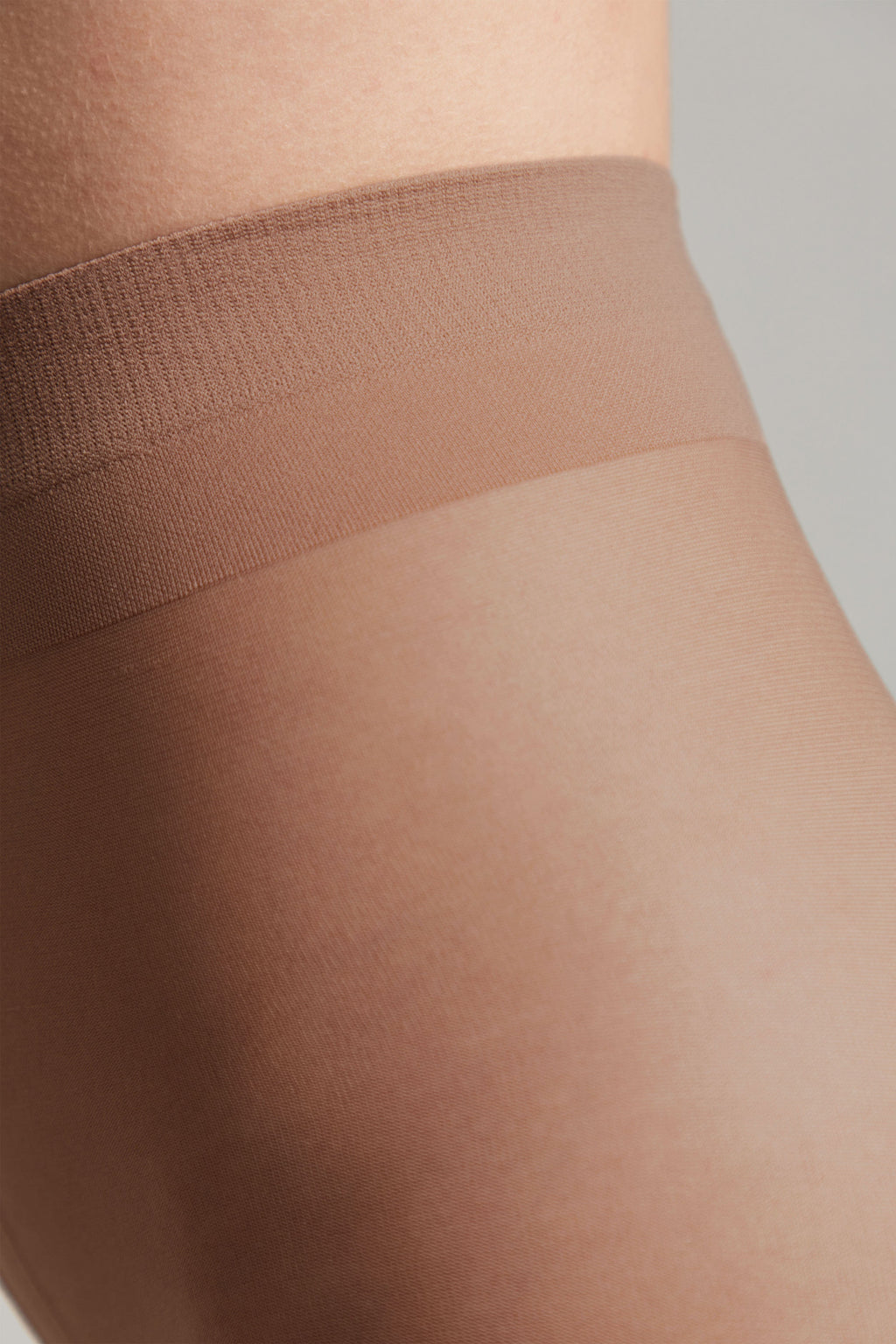 Tights Conte Tango 20 Den - Sheer to Waist Satin Shine